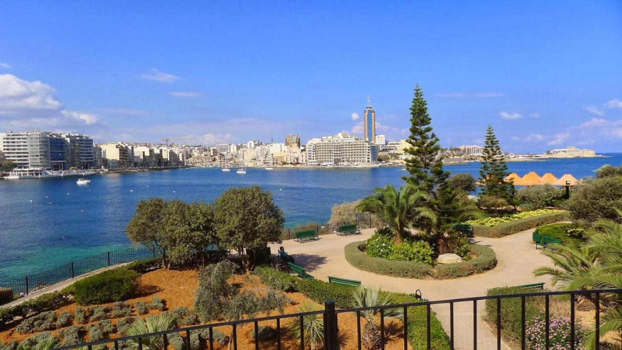 Modern Apartment Steps From Balluta Bay Sliema Exterior photo